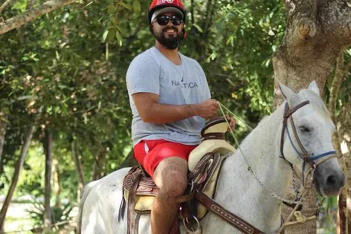 zipline-tour-cancun-horseback3